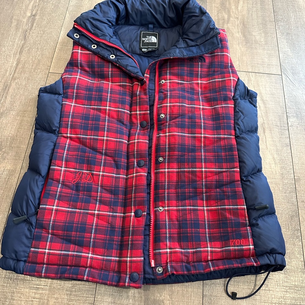 North face women’s size medium down vest